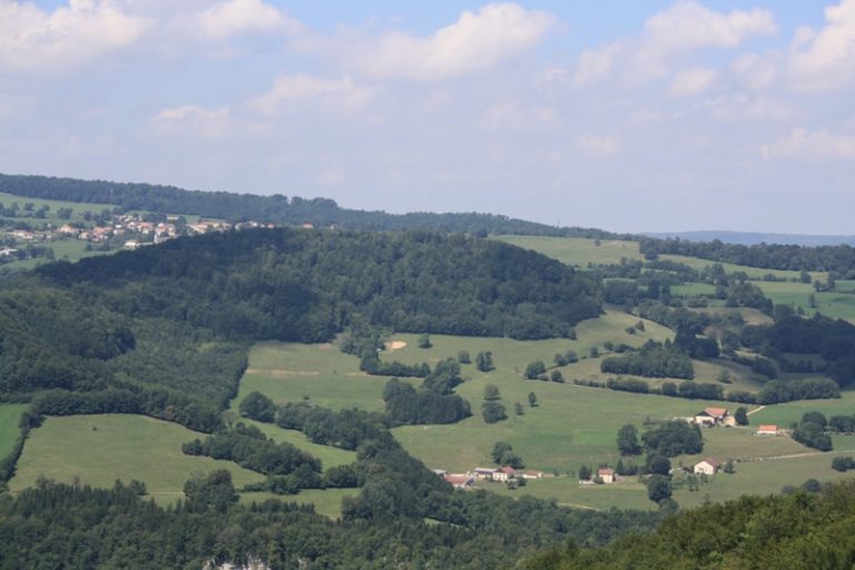 BELVEDERE LE ROCHER DU BOURBET_3
