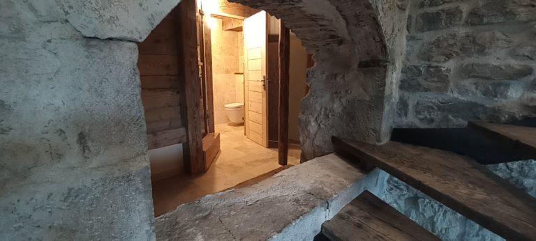 accès WC Sauna