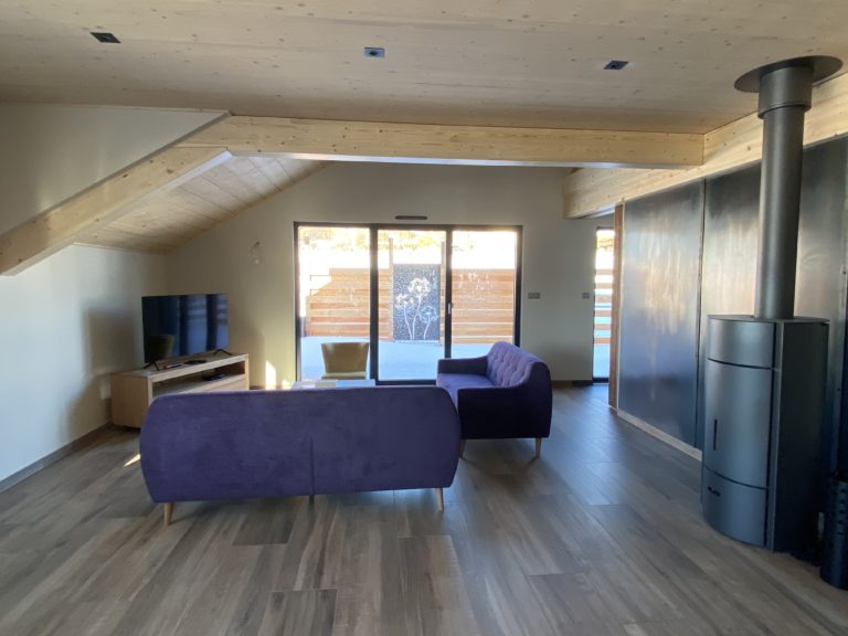 Gîte-miellerie-des-combes