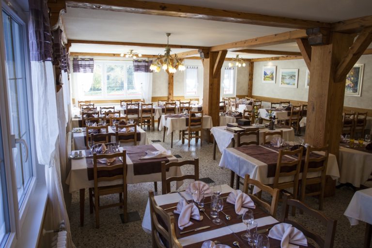 Restaurant-de-gigot-bretonvillers