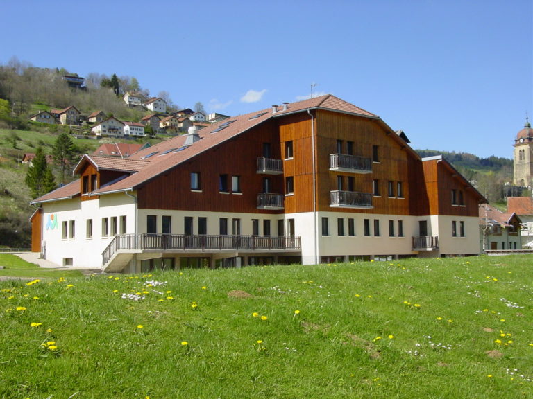 VILLAGE VACANCES - ESPACE MORTEAU_1