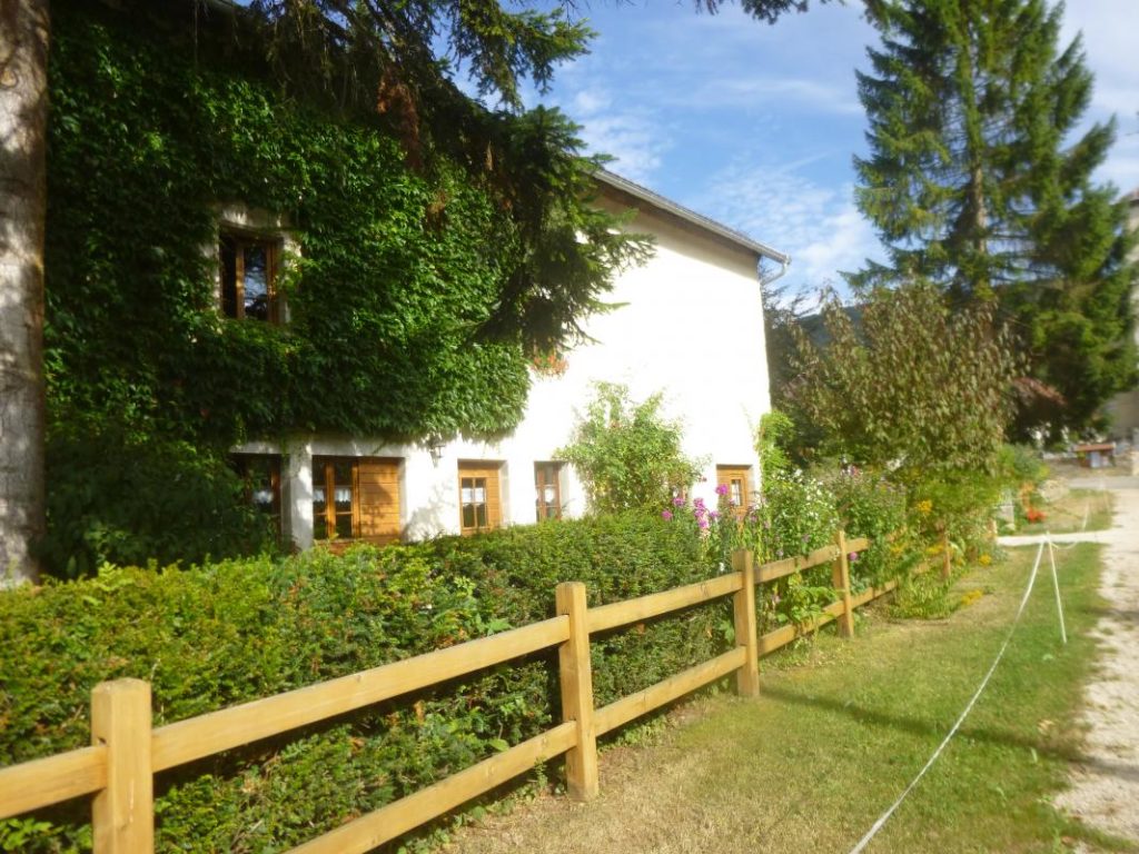 gite-oeuf-de-pierre-2.jpg