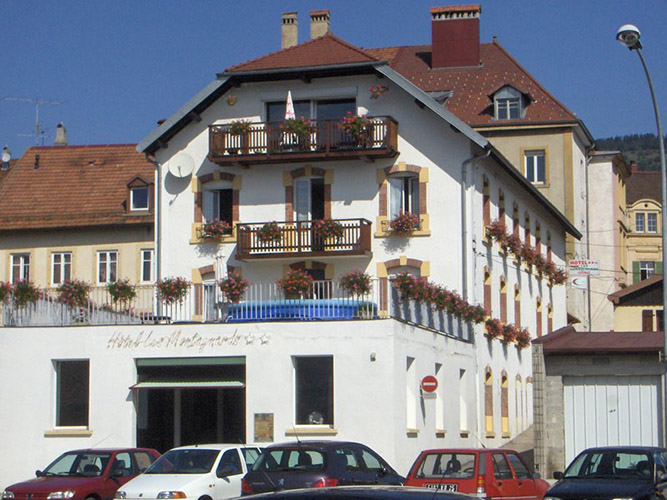 HÔTEL - LES MONTAGNARDS_11