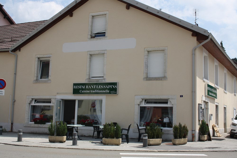 restaurant-les-sapins2.jpg
